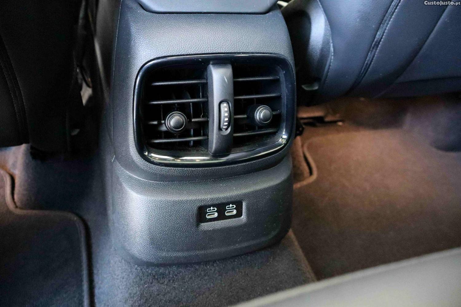 MINI Countryman Cooper SE ALL4 Northwood Edition Auto — fotografia 4