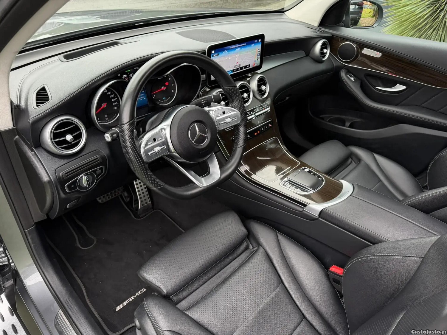 Mercedes-Benz GLC 300 e 4Matic - 22 — photo 5
