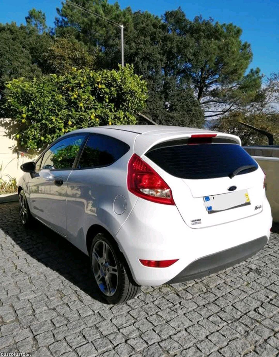 Ford Fiesta 1.4 TDCI - 11 — photo 3