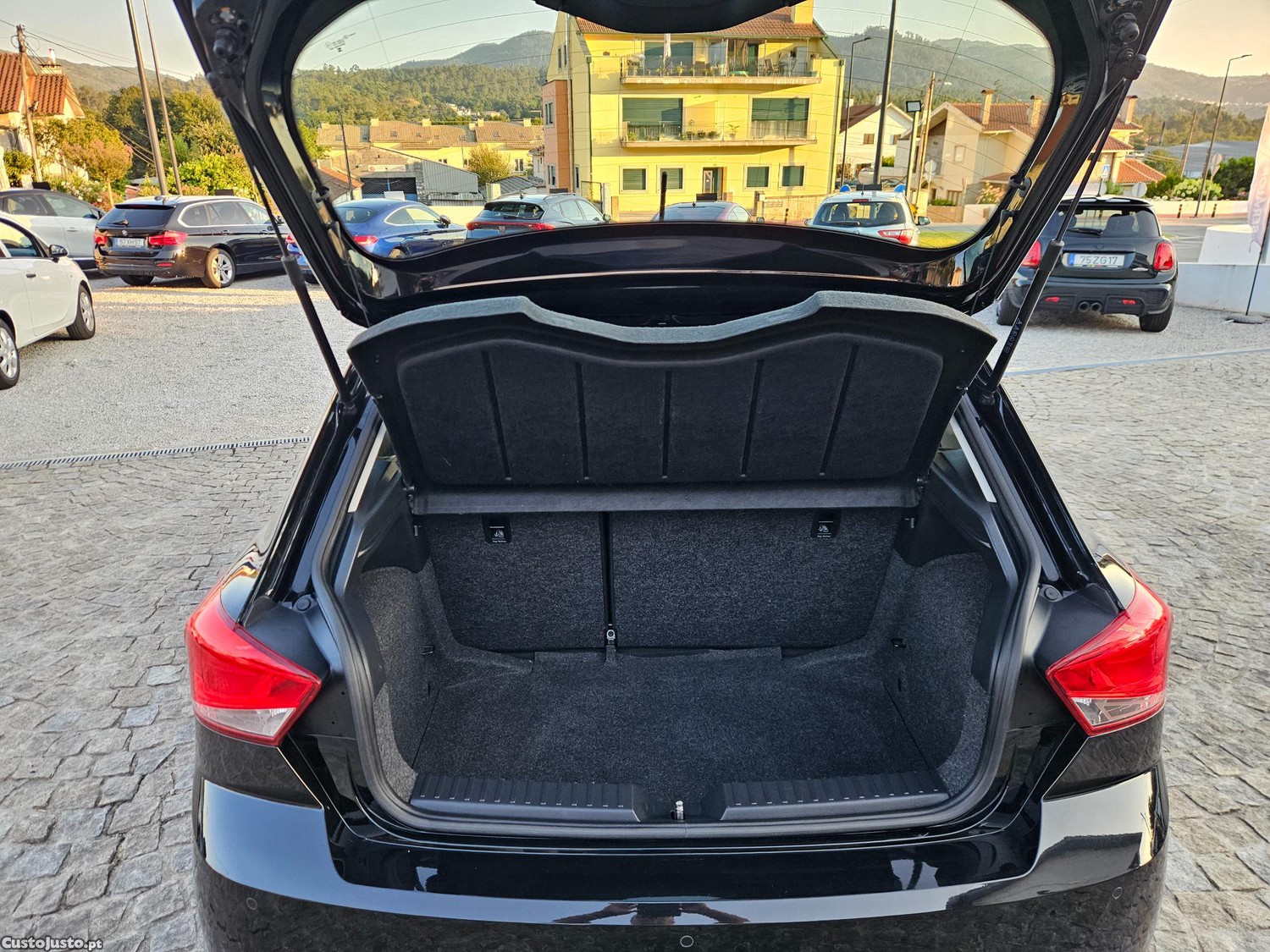 SEAT Ibiza 1.0 T Reference — fotografia 13