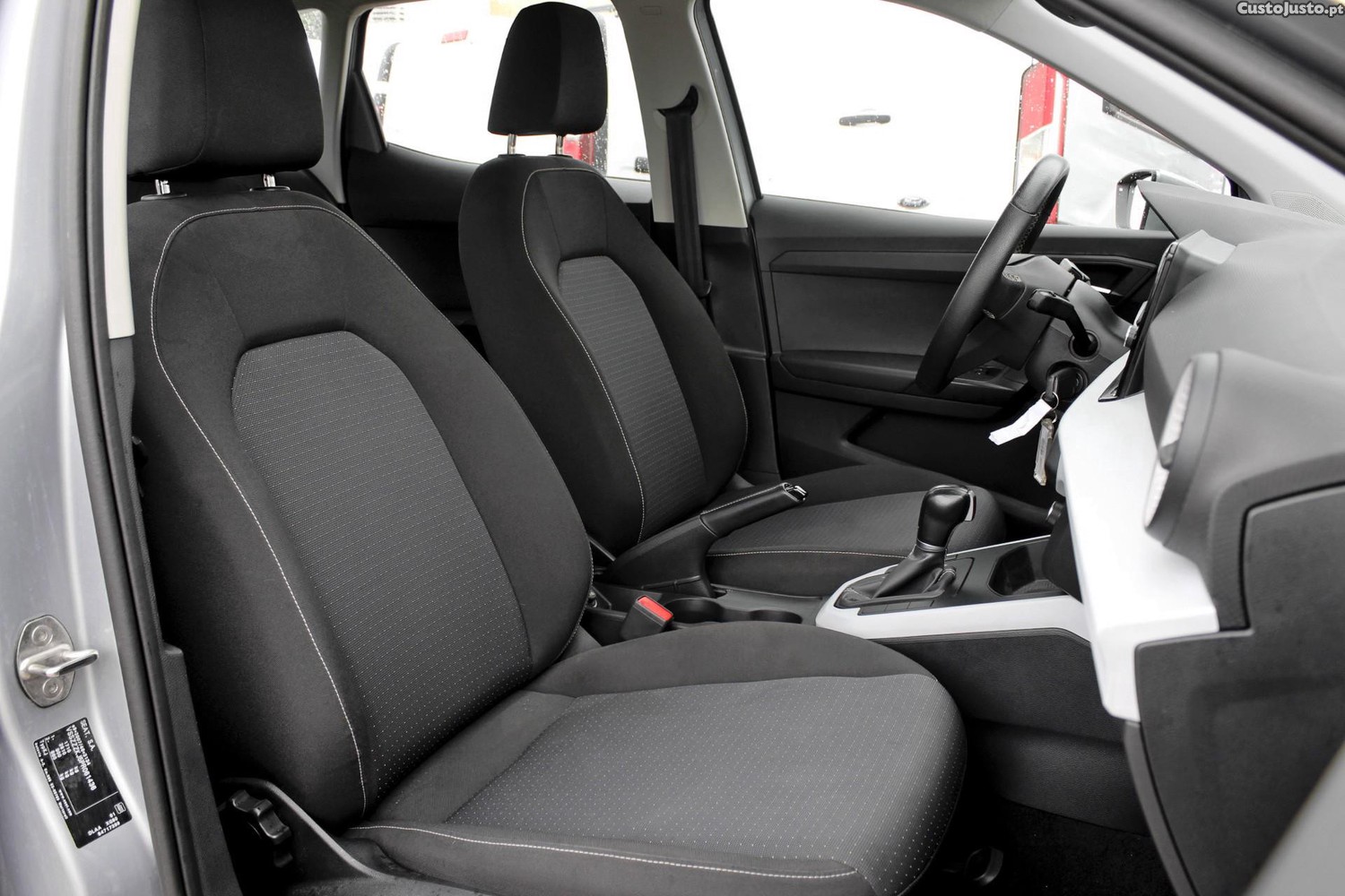 SEAT Arona 1.0 TSI Style DSG — fotografia 10