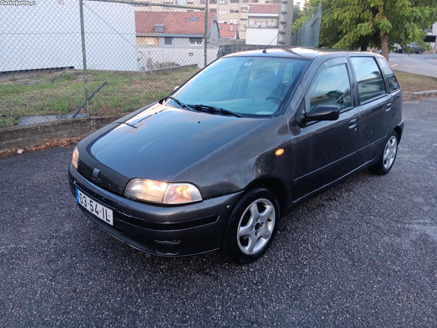 Fiat Punto Apenas 157 mil kms Económico — fotografia 9
