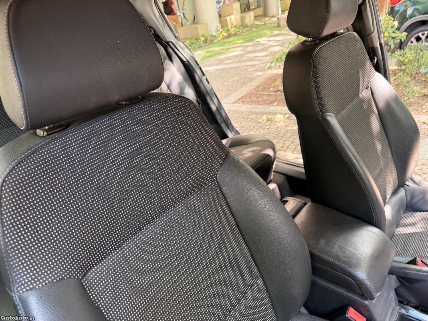 Opel Signum 1.9 CDTi Cosmo 150 CV — fotografia 9