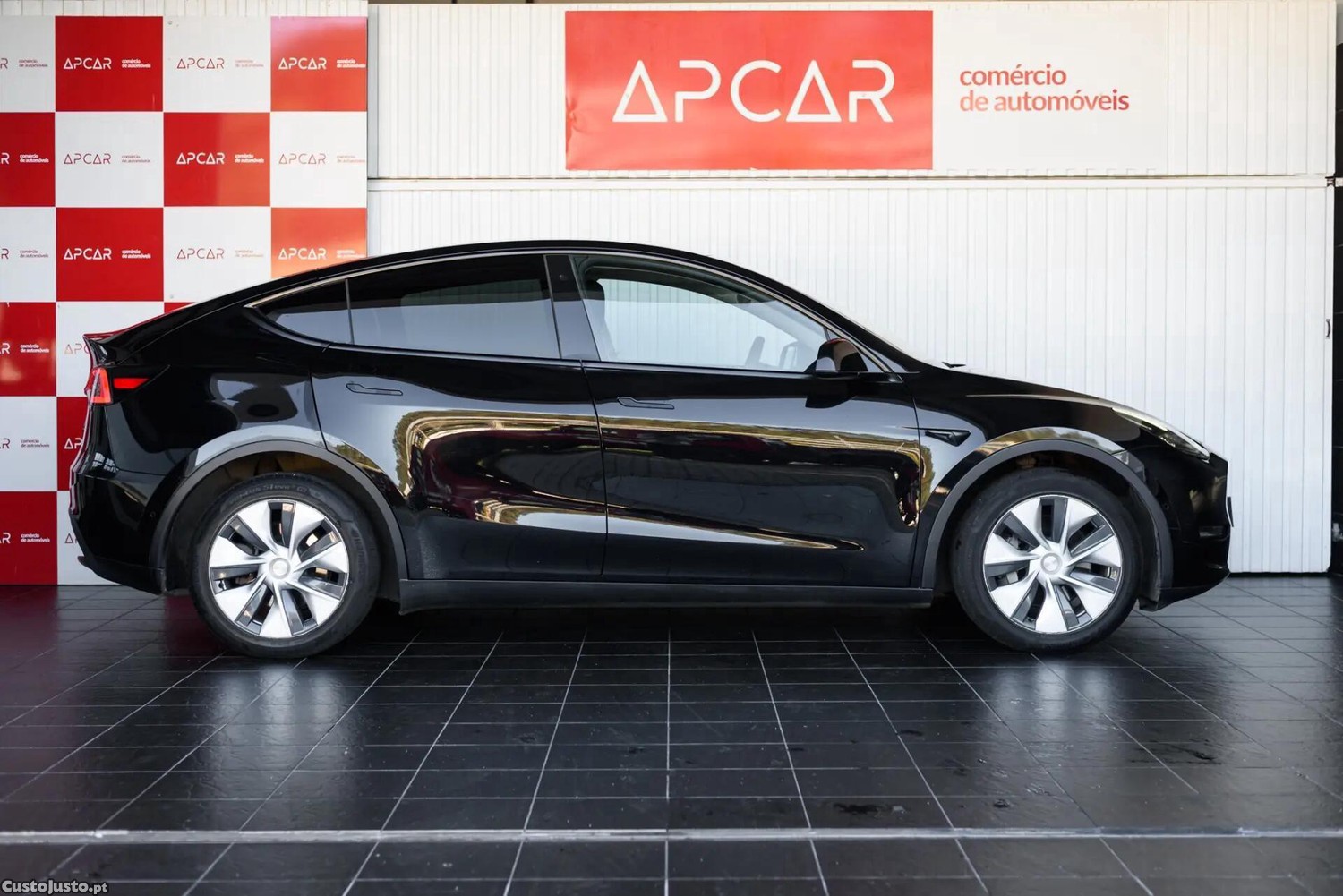 Tesla Model Y Long Range Dual Motor AWD - 22 — photo 4