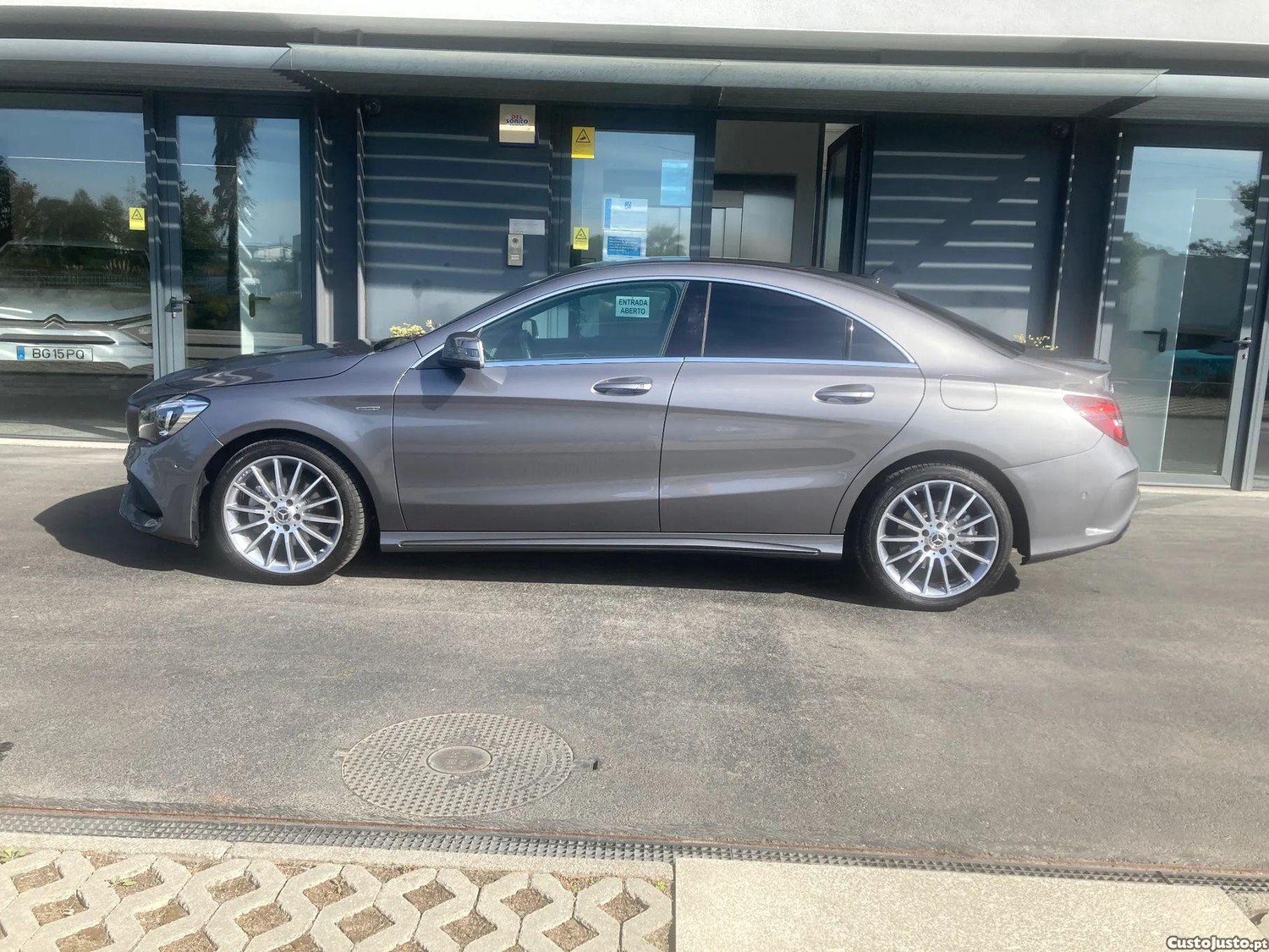 Mercedes-Benz CLA 200 d AMG Line Aut. - 18 — photo 4