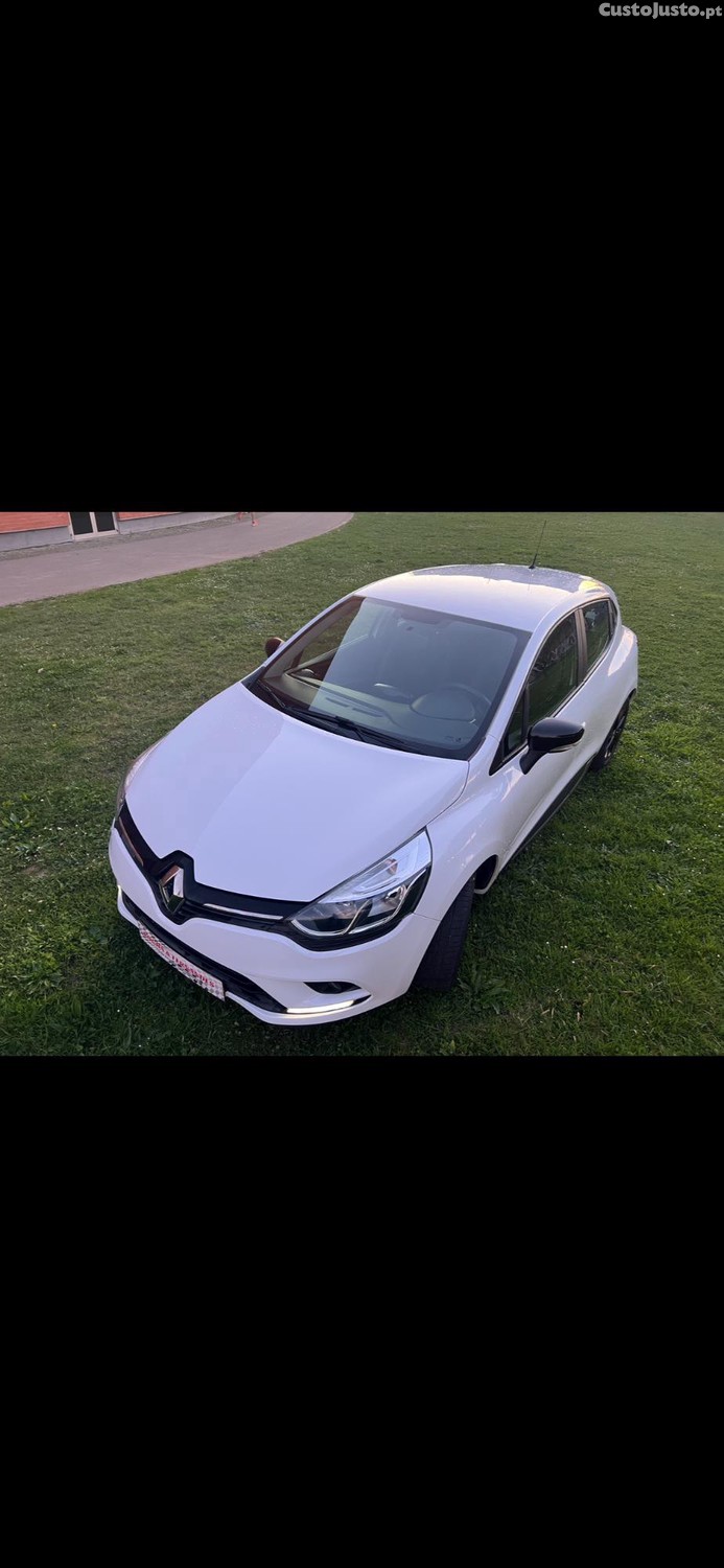 Renault Clio 0,9 TCE 90 cv LIMITED — fotografia 16