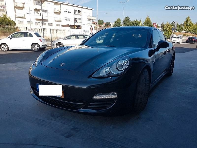 Porsche Panamera foto 2