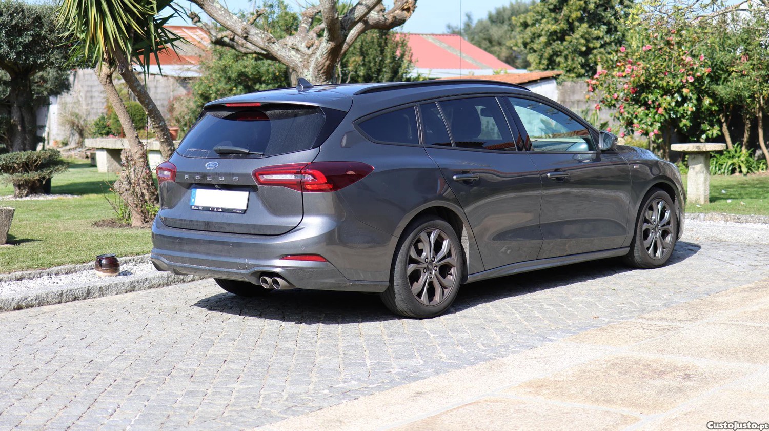 Ford Focus ST-Line — fotografia 15