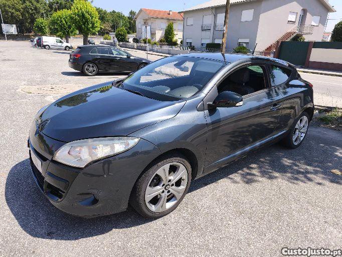 Renault Mégane coupe — fotografia 11