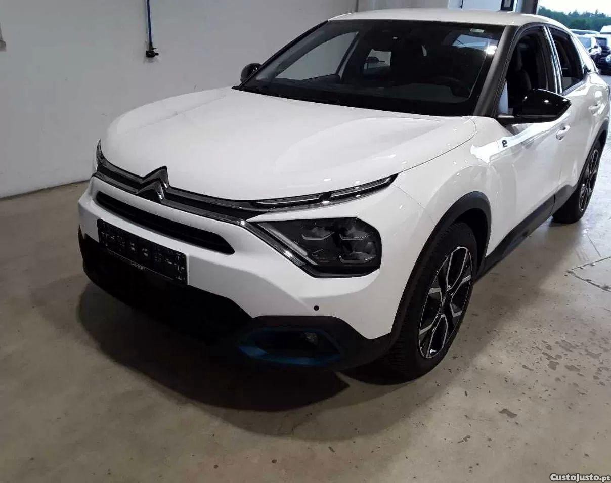 Citroën e-C4 Feel - 23 — photo 2