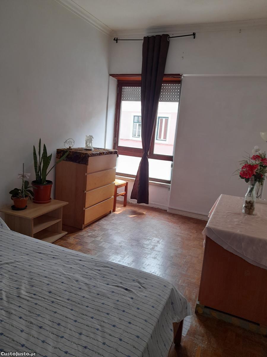 Quarto para senhoras e Raparigas