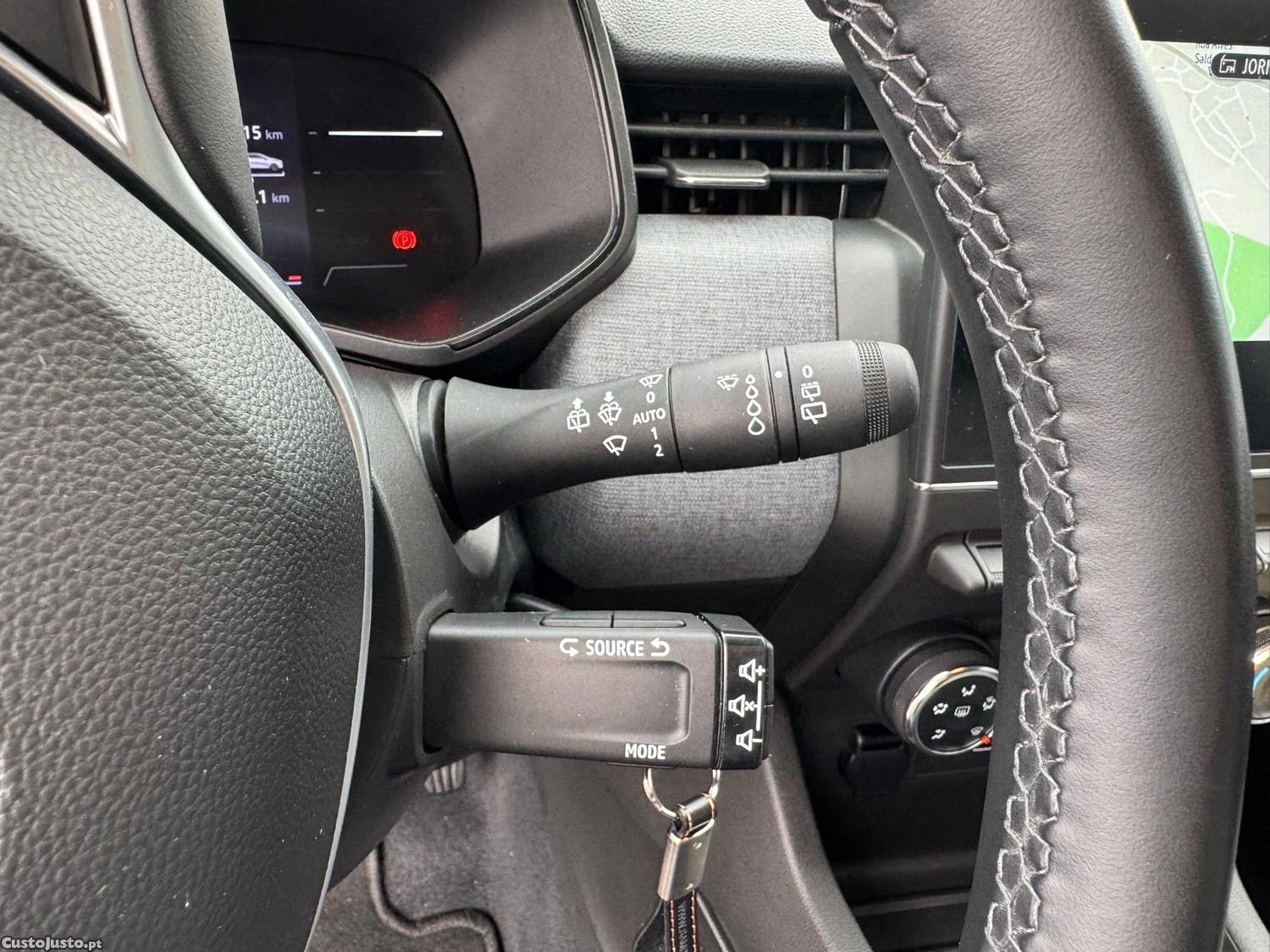 Renault Clio 1.0 TCe Evolution — fotografia 4