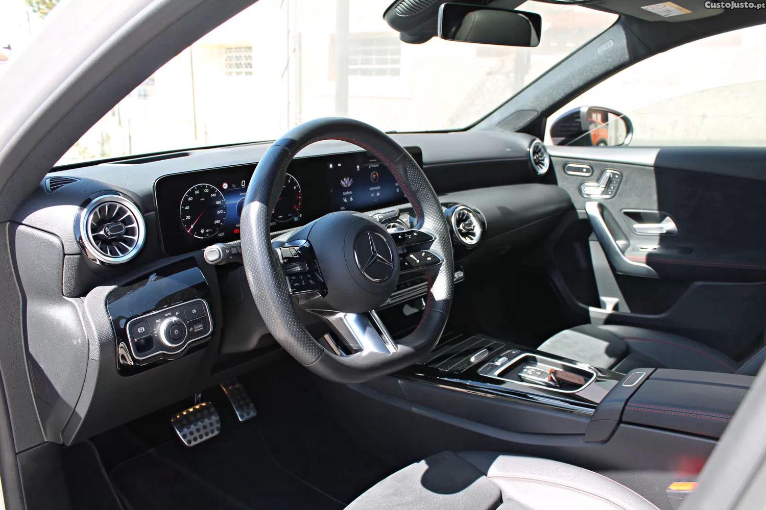 Mercedes-Benz A 180 7g-dct amg line — fotografia 13