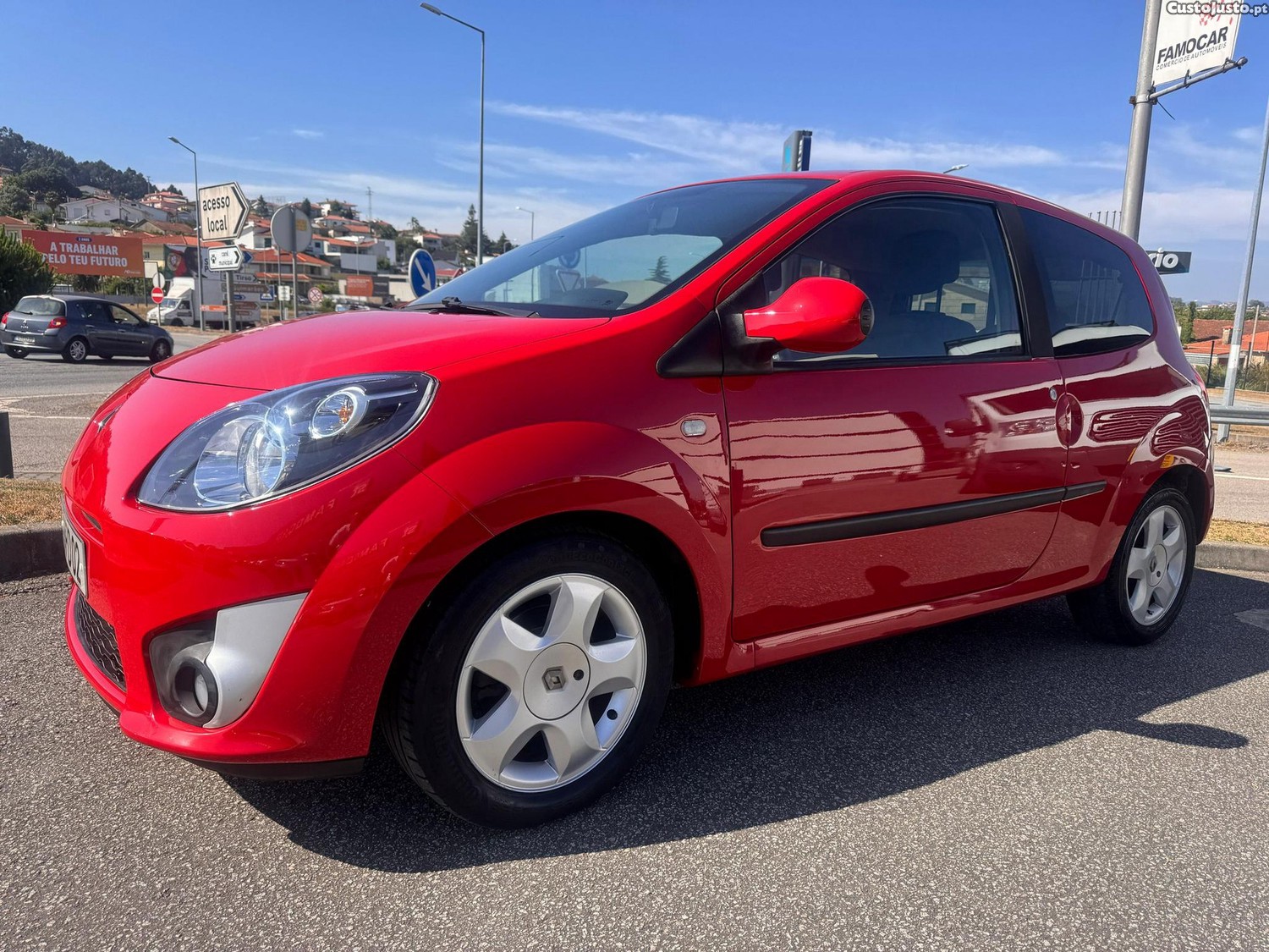 Renault Twingo 1.2 16V Dynamique - 08 — photo 2