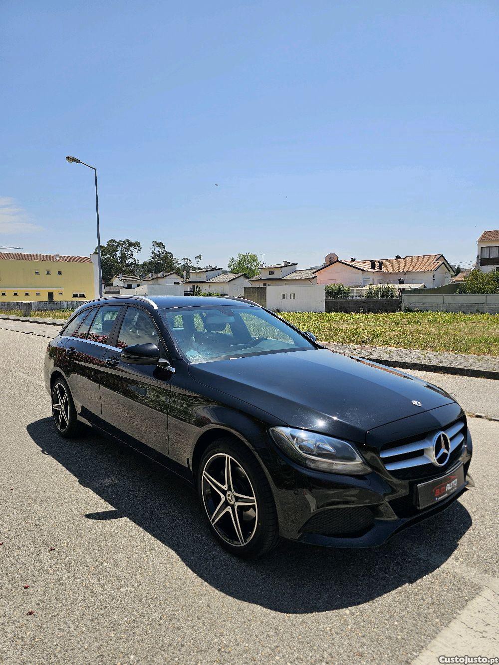 Mercedes-Benz C 220 D BlueTec — fotografia 11