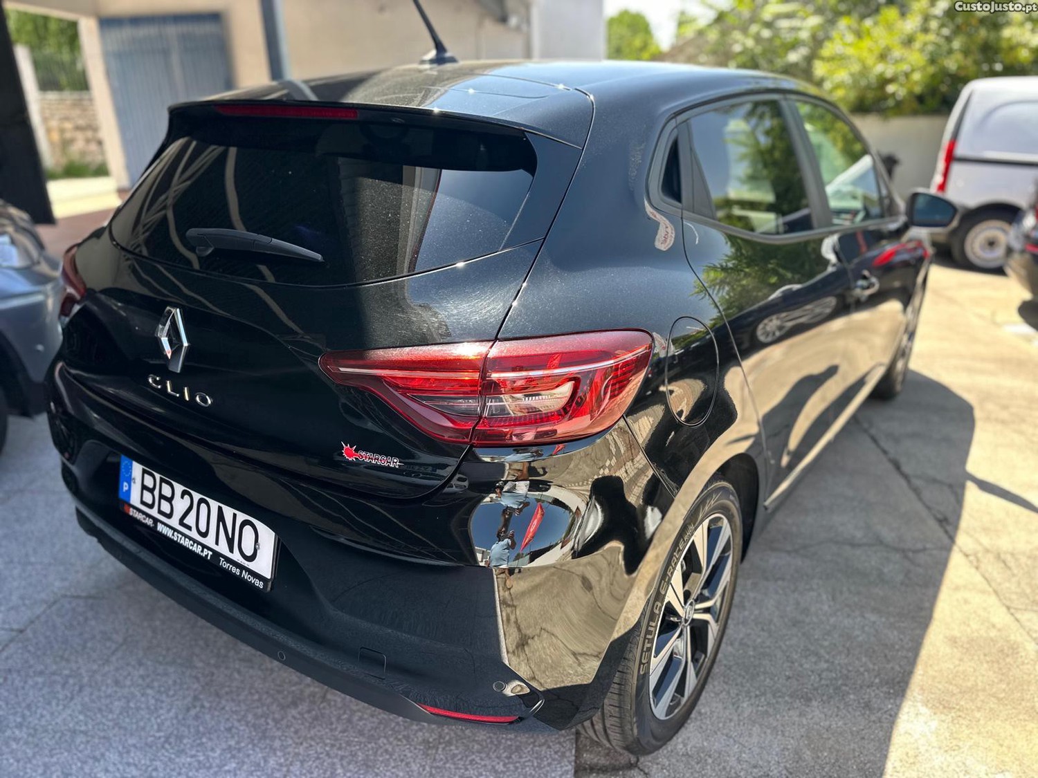 Renault Clio 1.0 TCe Techno — fotografia 6