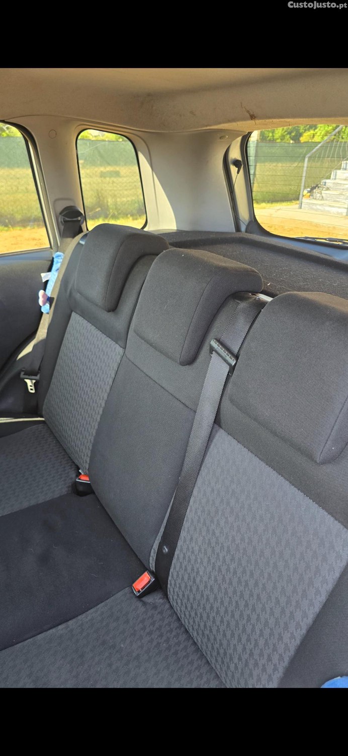 Ford XR2 (Fusion) — fotografia 2