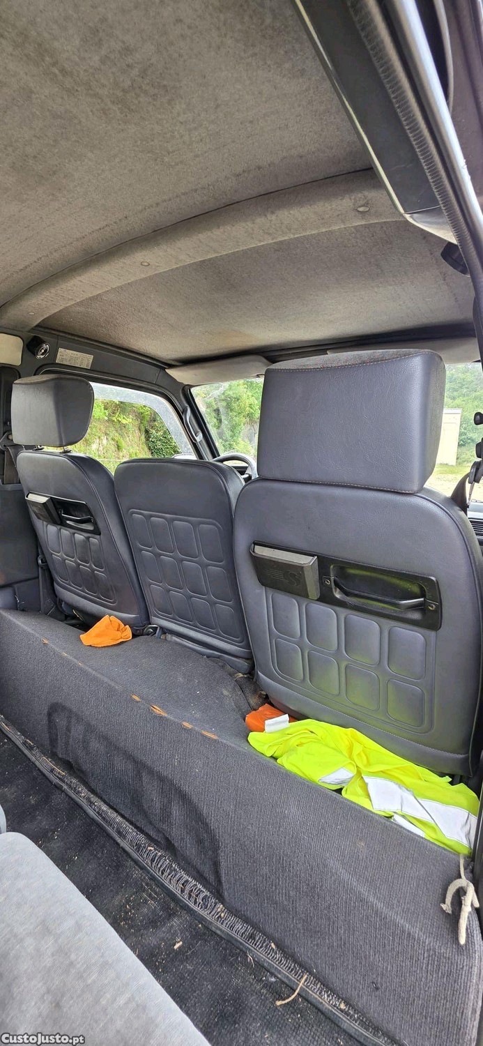 Toyota Hiace 2.4 D 9 lugares — fotografia 7