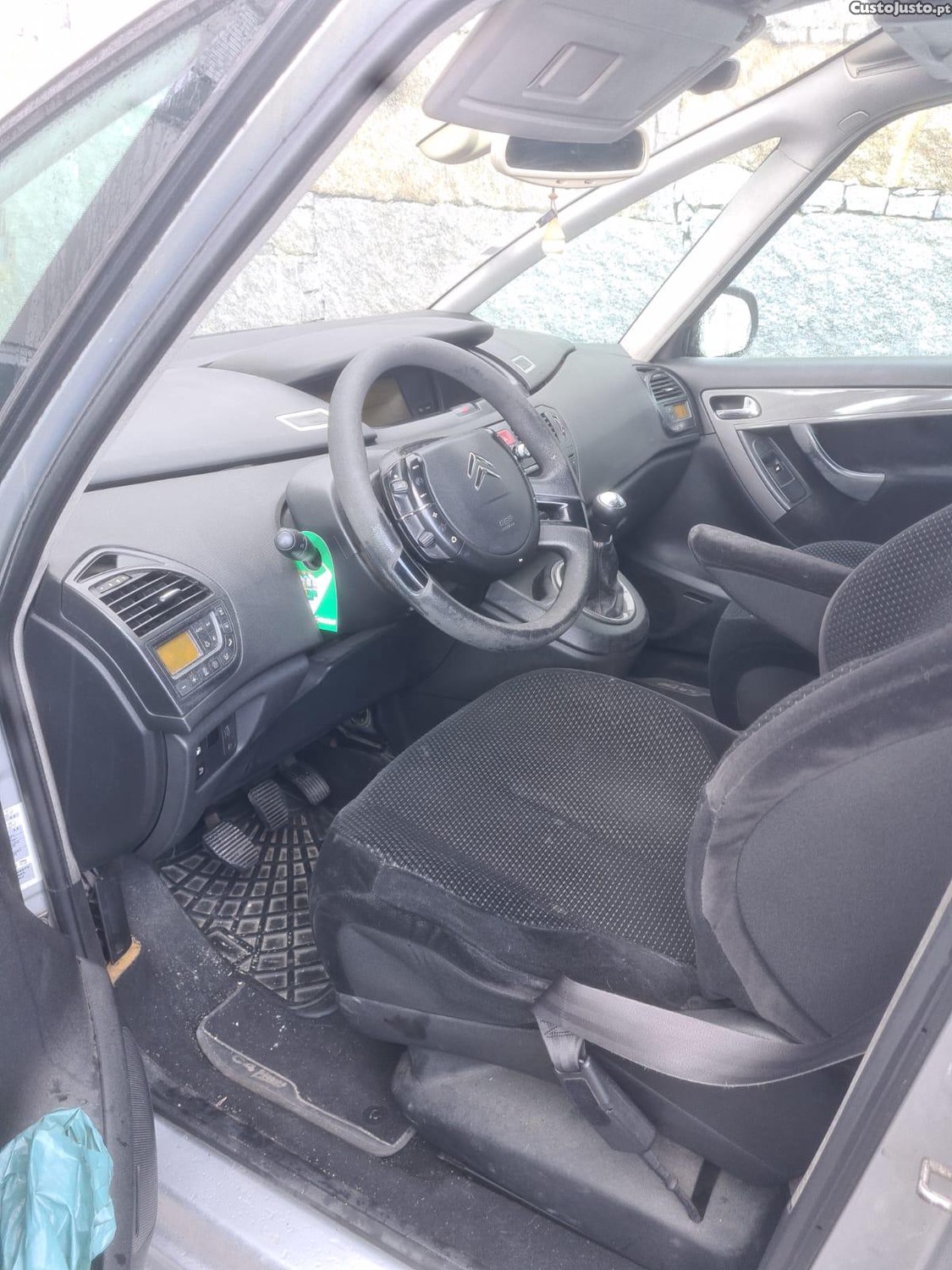 Citroën C4 Grand Picasso 1.6 HDi cx manual — fotografia 4