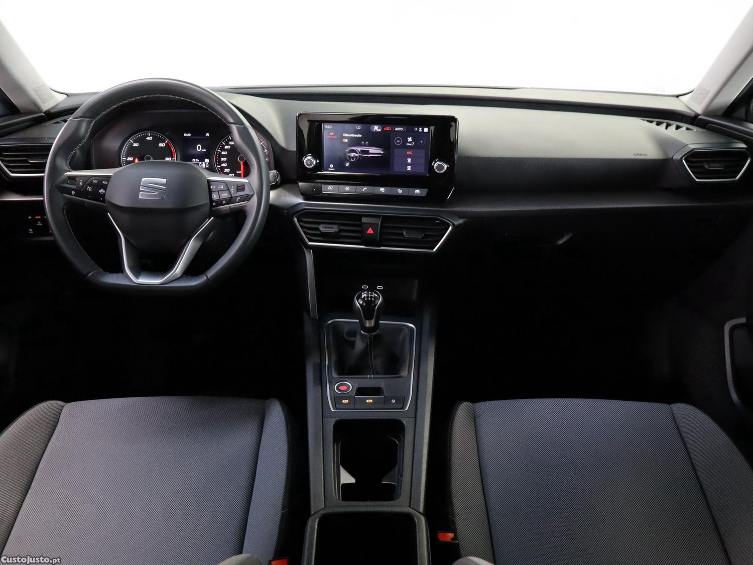SEAT Leon 2.0 TDI Style — fotografia 11