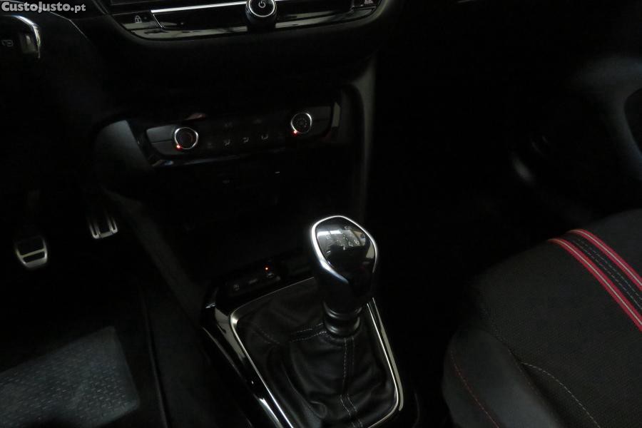 Opel Corsa 1.2 T GS — fotografia 10