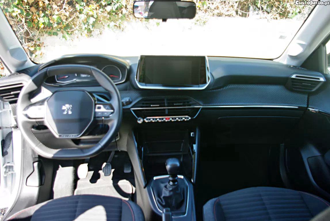 Peugeot 208 1.5 bluehdi allure — fotografia 8