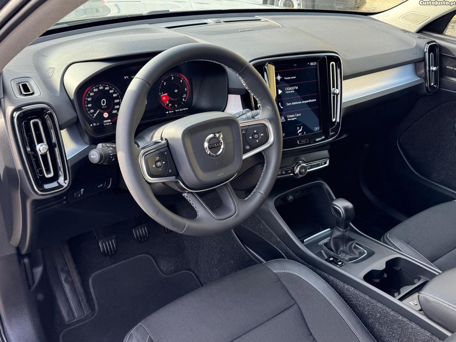 Volvo XC 40 D3 Momentum 150cv — fotografia 14