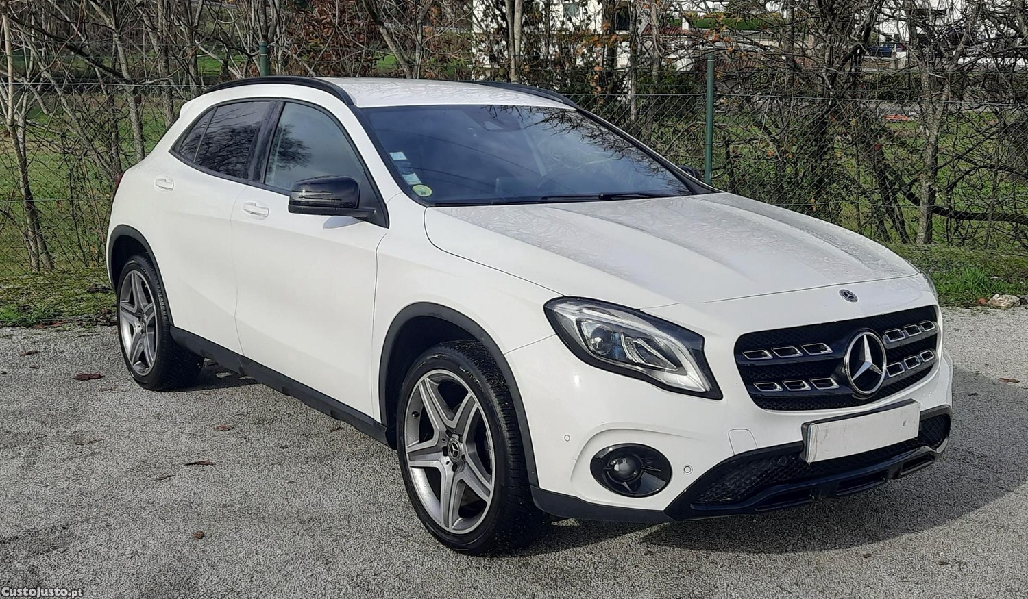 Mercedes-Benz GLA 180 180D sensation - 18 — photo 3