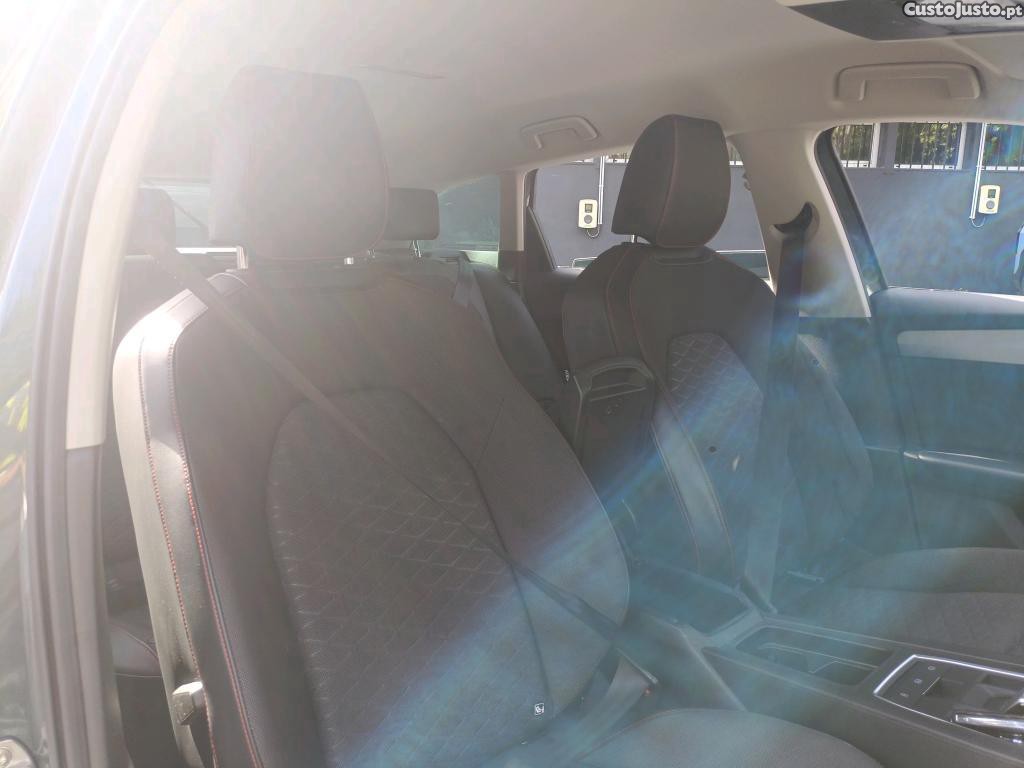 SEAT Leon ST 2.0 TDI FR DSG 150cv — fotografia 19