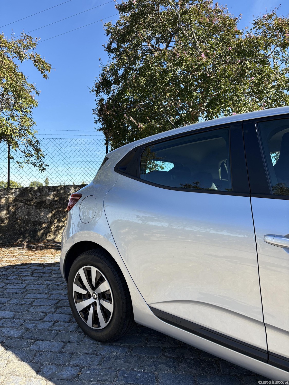 Renault Clio Clio - 22 — photo 4