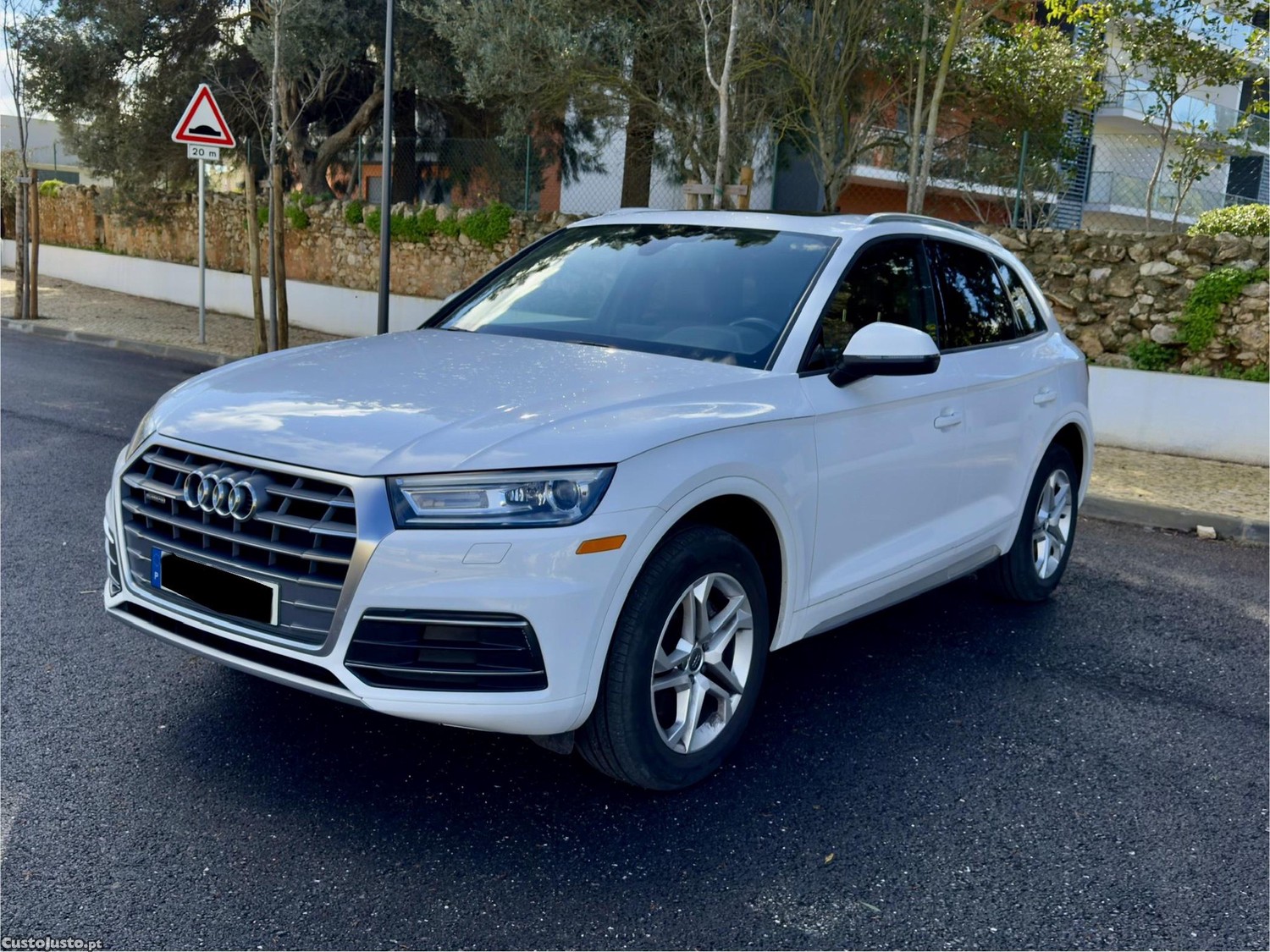 Audi Q5 2.0 TFSI QUATTROS-TRONIC — fotografia 11