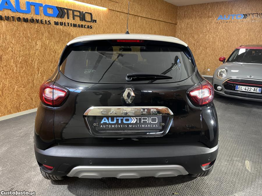 Renault Captur 1.5 dCi Exclusive — photo 4