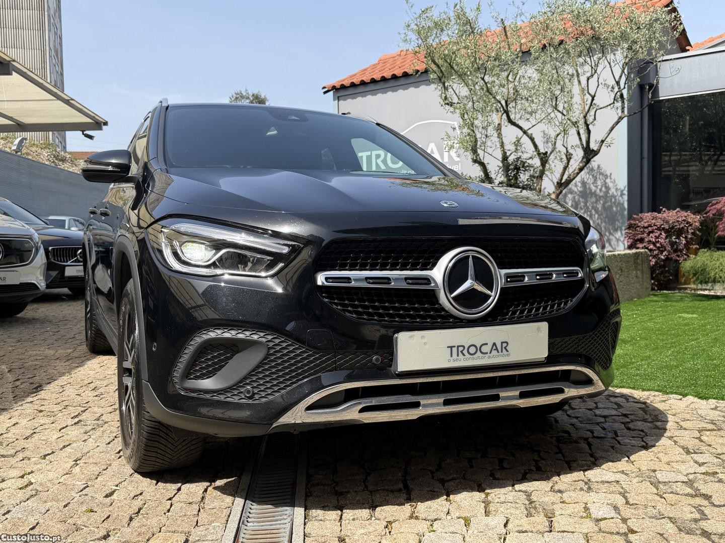Mercedes-Benz GLA 250 e 8G-DCT Progressive — fotografia 20