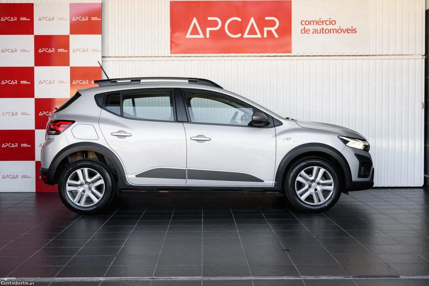 Dacia Sandero Stepway TCe 90 Expression - 23 — photo 4
