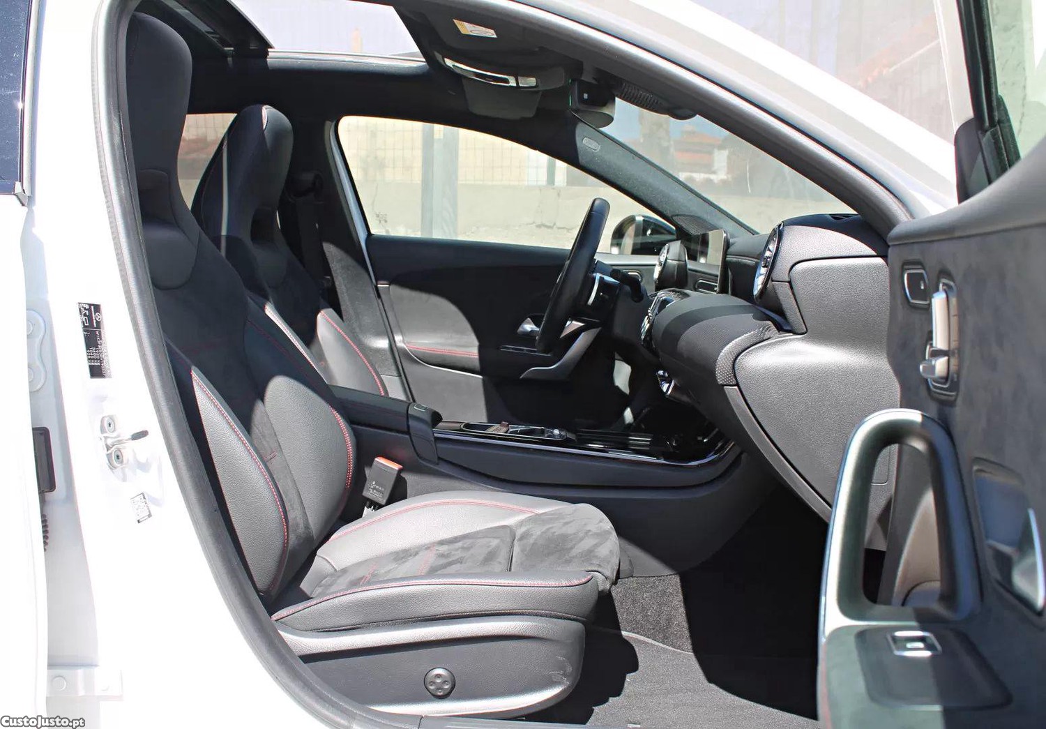 Mercedes-Benz A 180 7g-dct amg line — fotografia 10