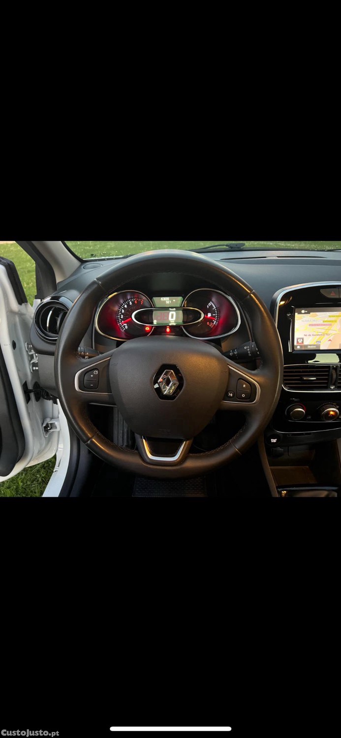 Renault Clio 0,9 TCE 90 cv LIMITED — fotografia 5