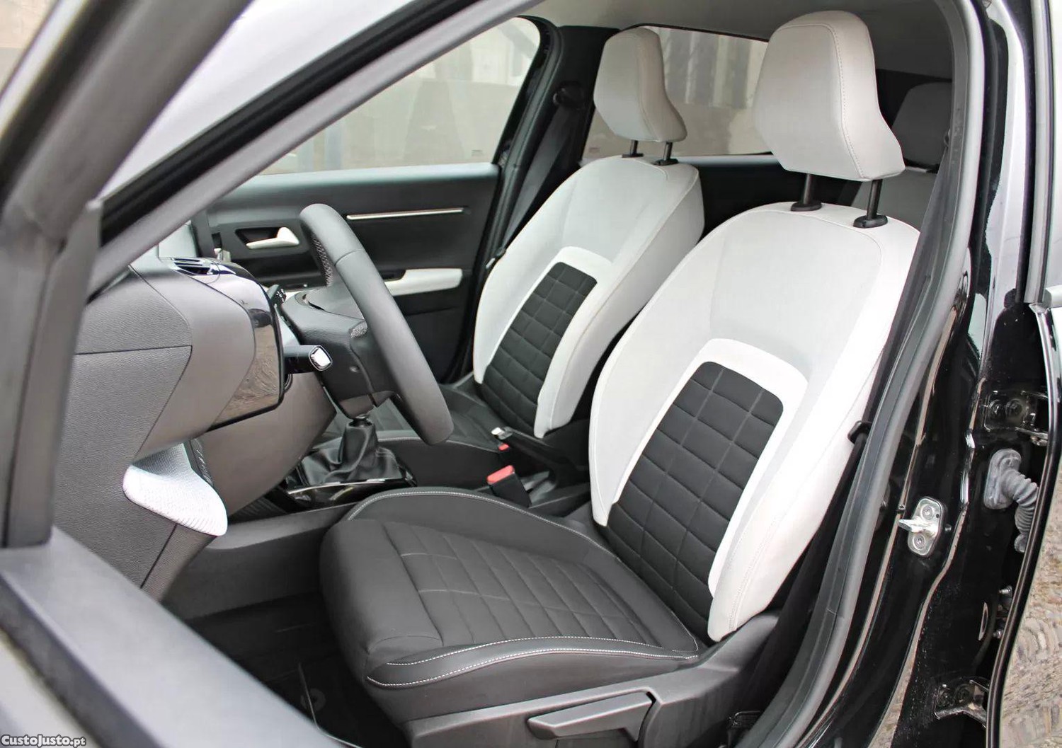 Citroën C3 1.2 turbo max — fotografia 15