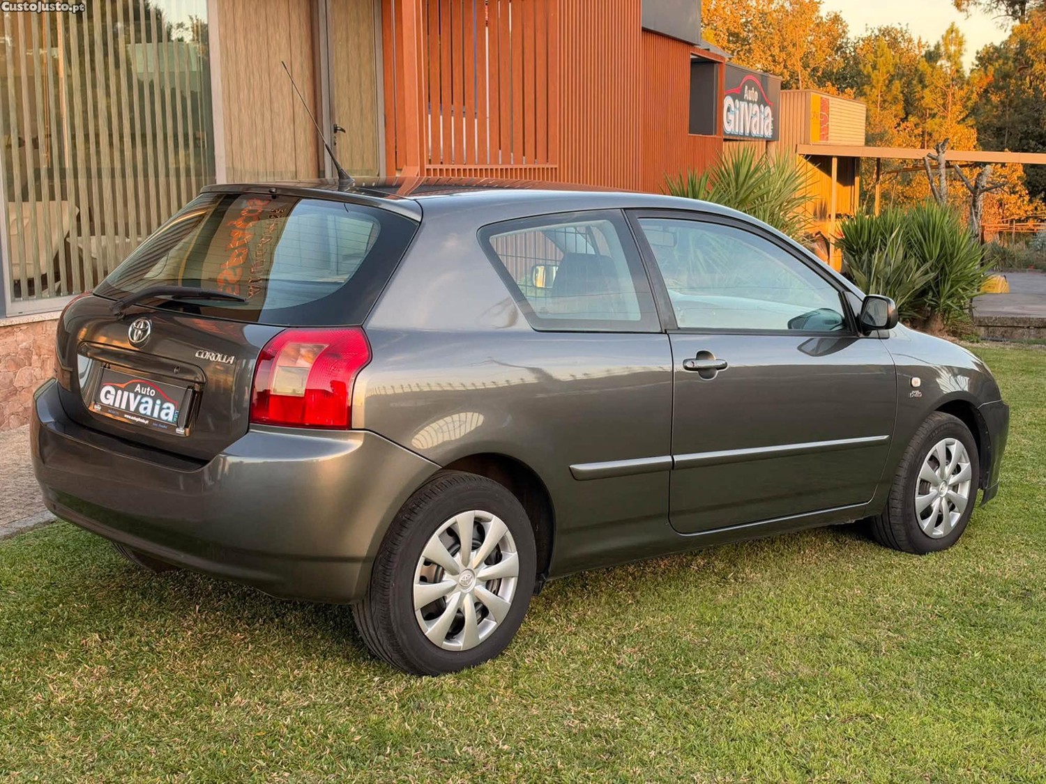 Toyota Corolla 2.0 D-4D — photo 4