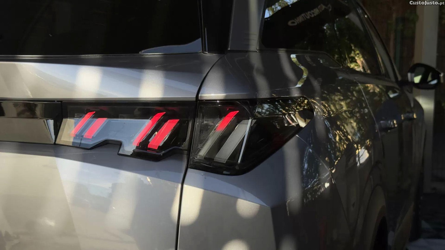 Peugeot e-5008 73 kwh allure - 26 — photo 5