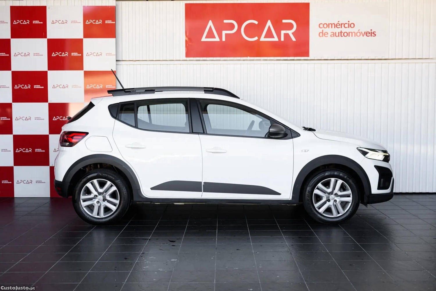 Dacia Sandero Stepway TCe 90 Expression - 23 — photo 4