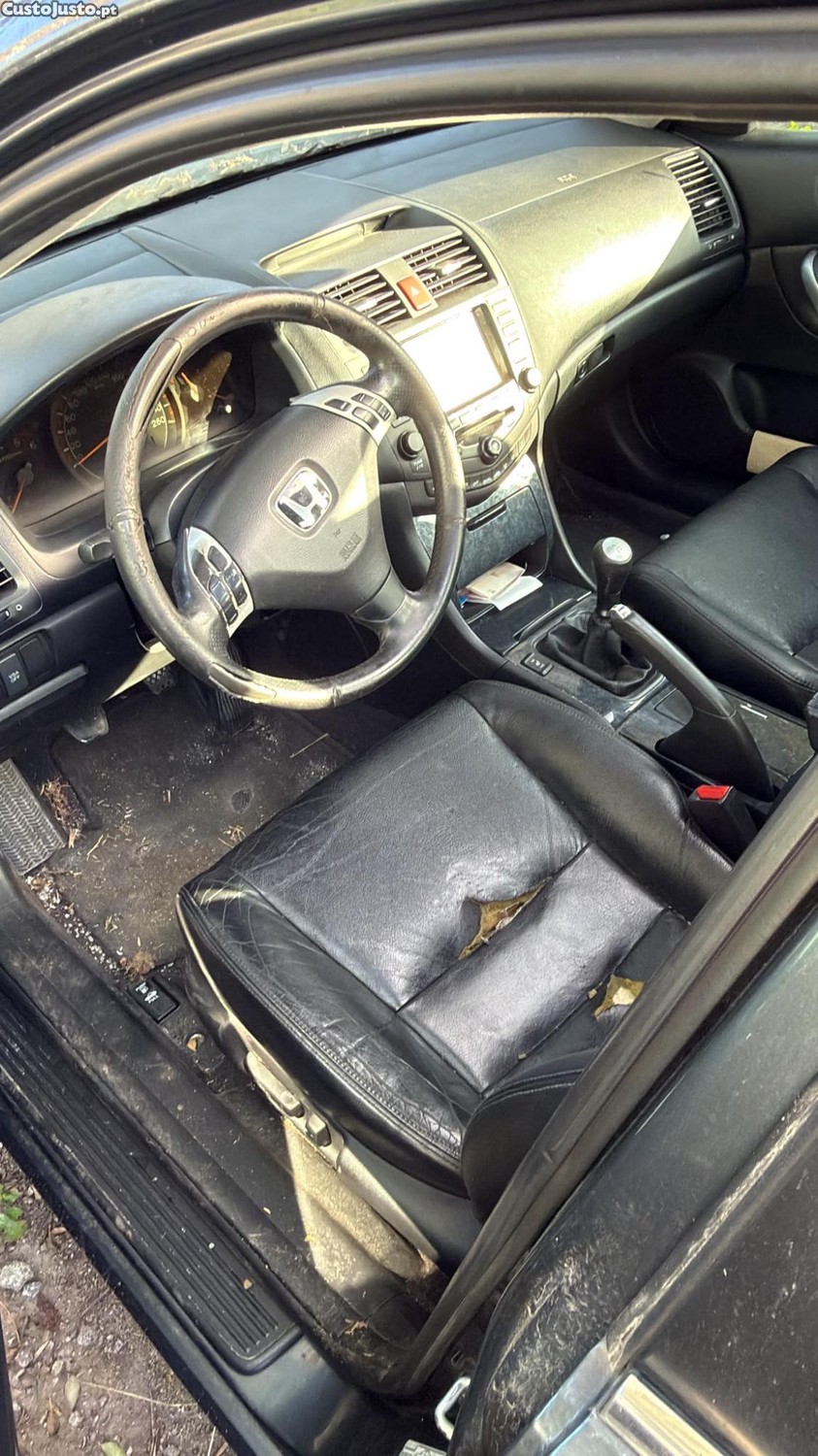 Honda Accord (Accord Sedan) - 04 — photo 4