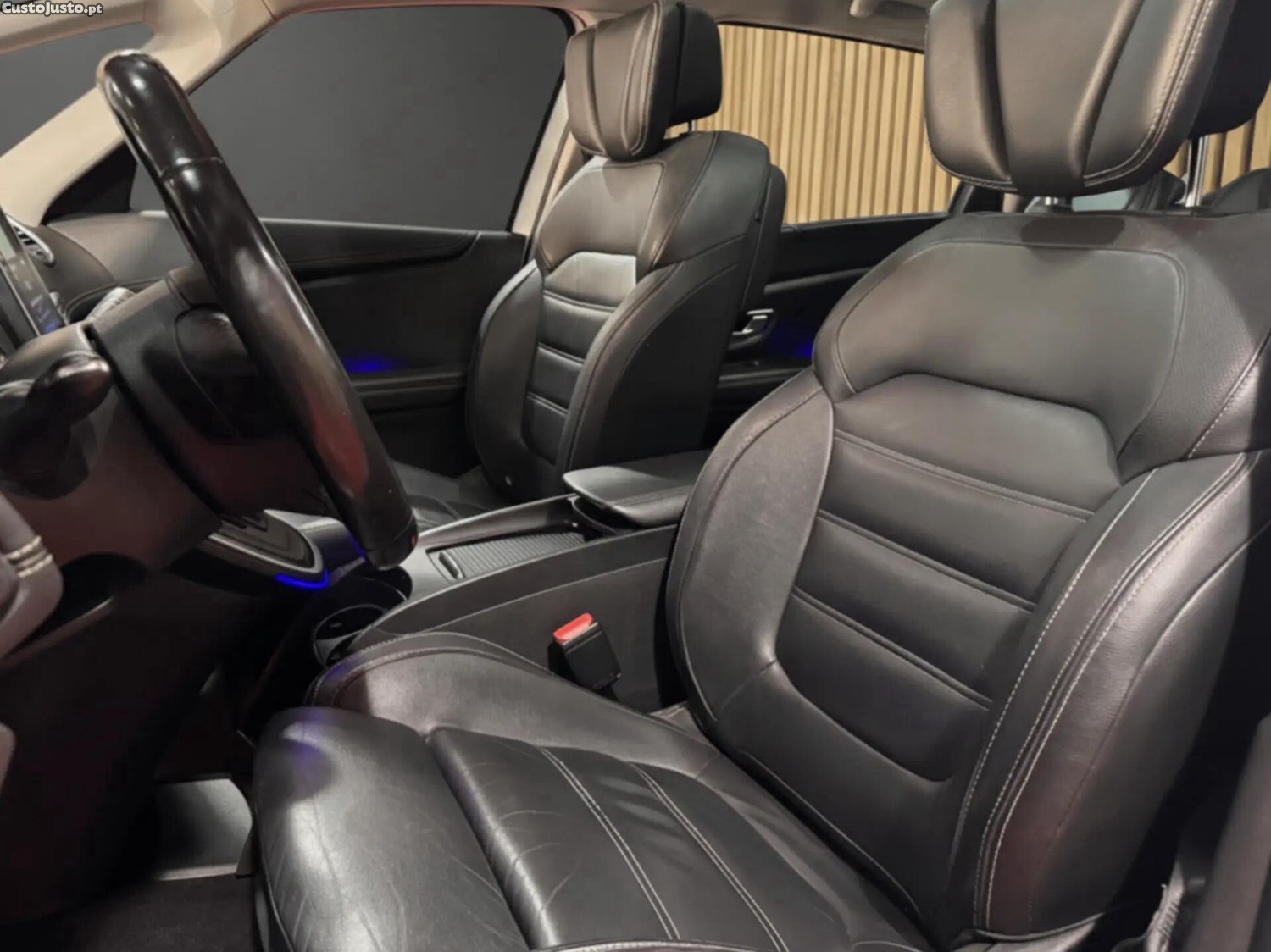 Renault Grand Scénic ENERGY dCi 160 EDC BOSE EDITION - 18 — photo 5