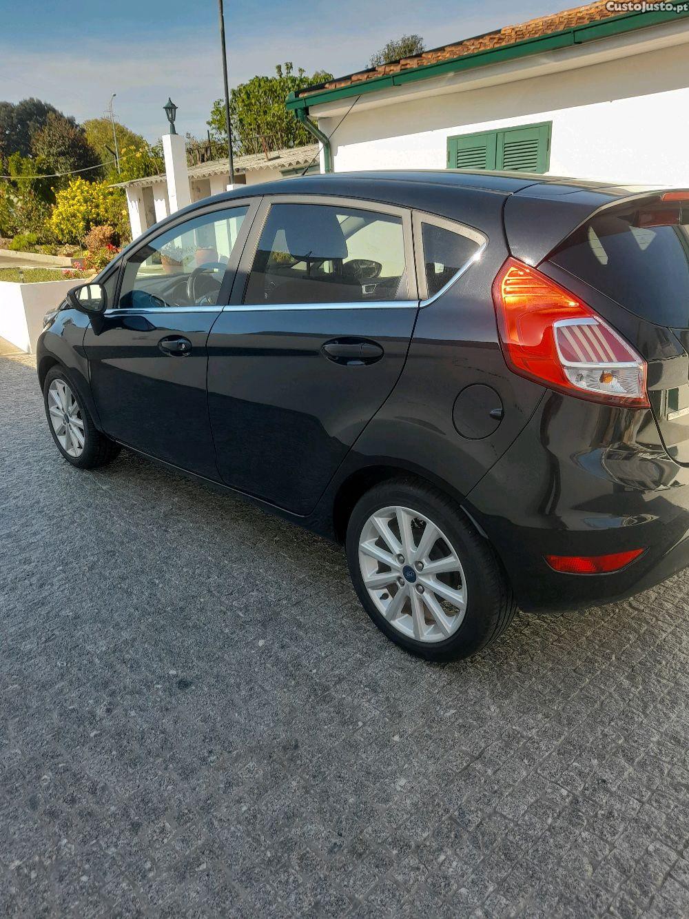 Ford Fiesta 1000 ecoboost  turbo - 17 — photo 2