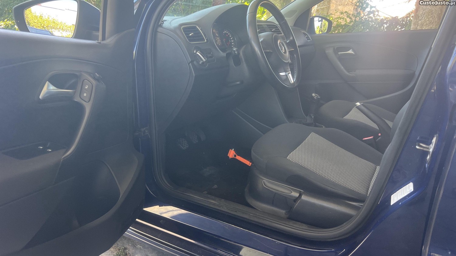 Volkswagen Polo 1.2 tdibluemotion — fotografia 3