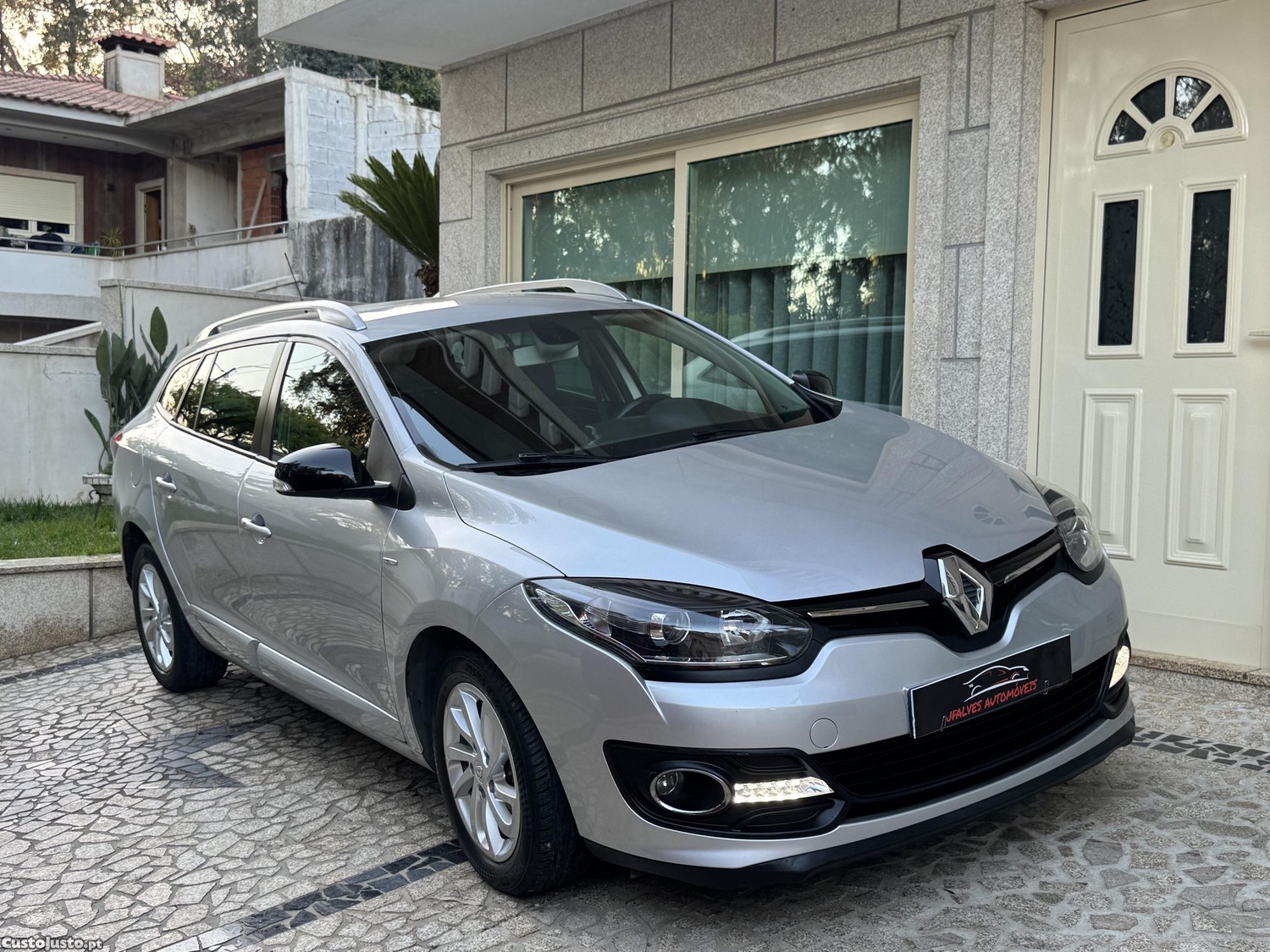 Renault Mégane LIMITED AUTO 2016 — fotografia 11
