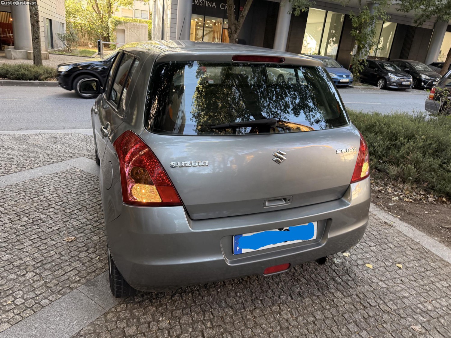 Suzuki Swift 1.3 DDIS Quiksilver - 08 — photo 4