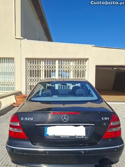 Mercedes-Benz E 320 CDi Avangarde — fotografia 5
