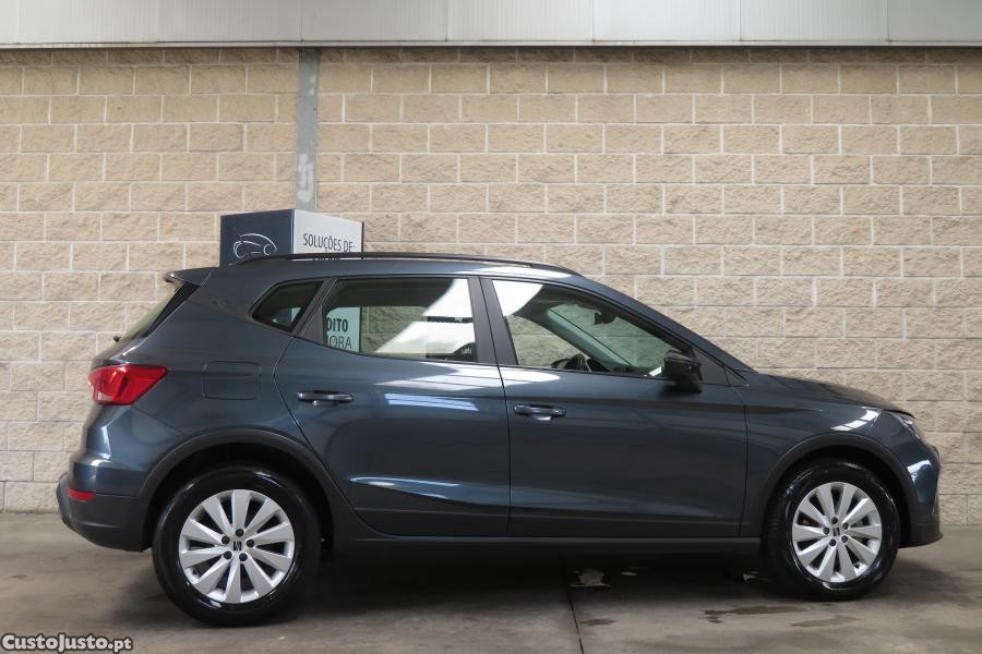 SEAT Arona 1.0 TSI Style — fotografia 2