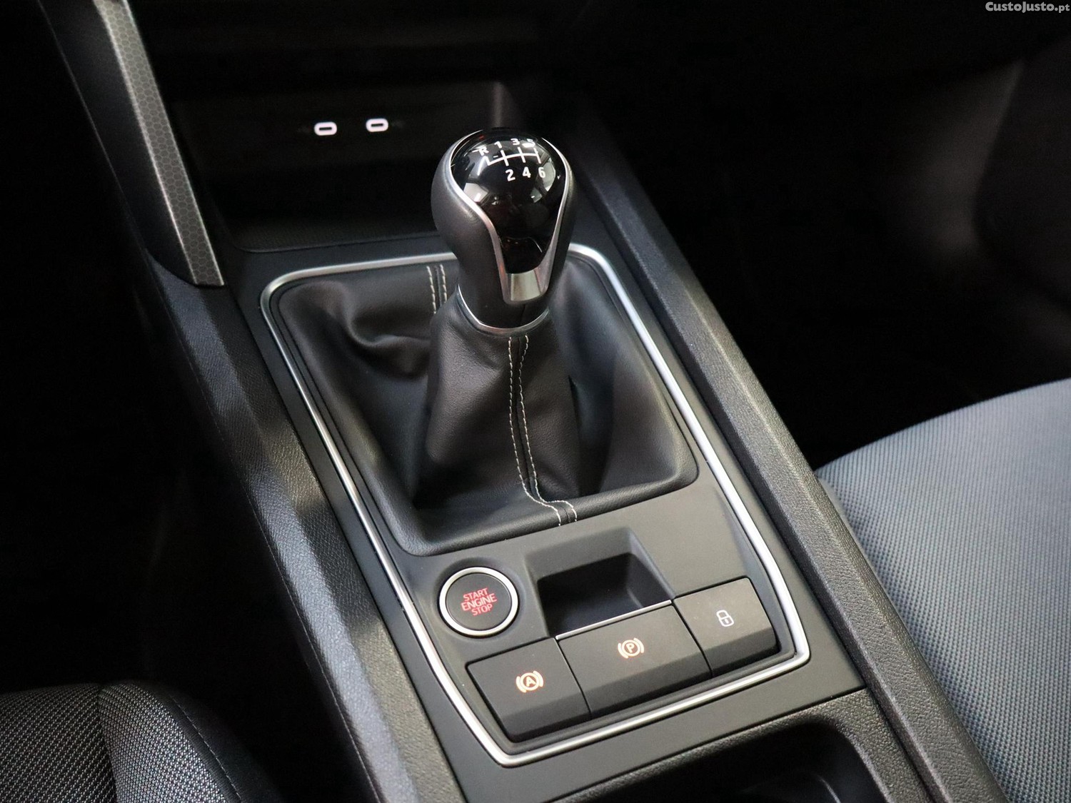 SEAT Leon 2.0 TDI Style — fotografia 2