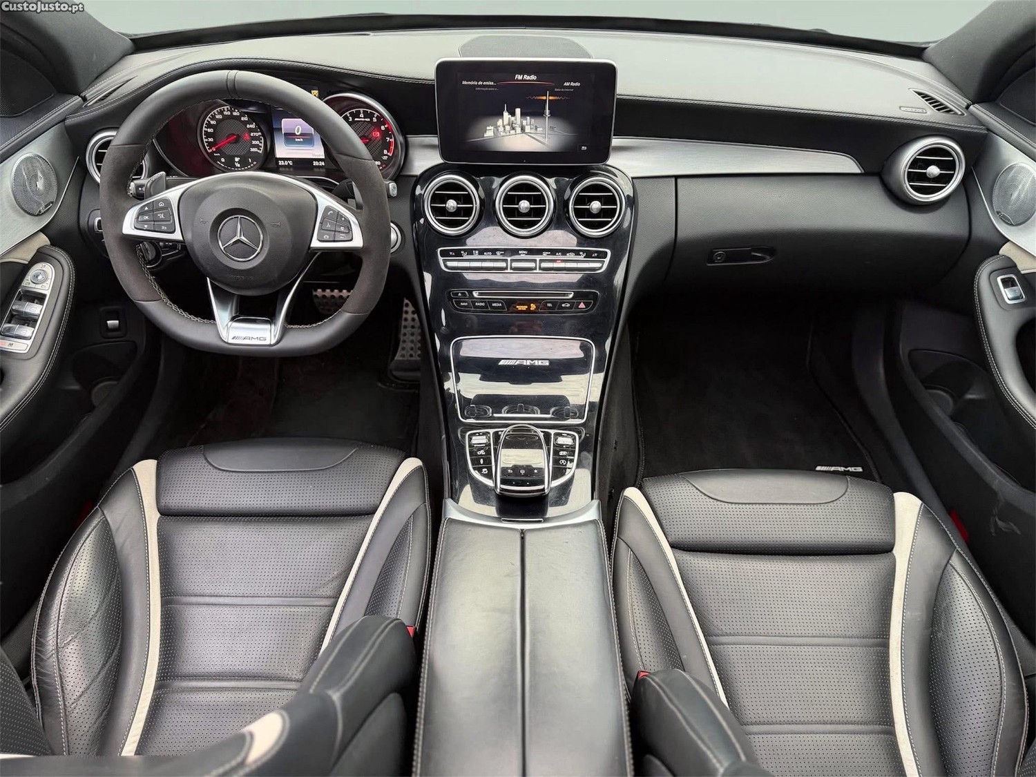 Mercedes-Benz C 63 AMG AMG LINE — fotografia 19